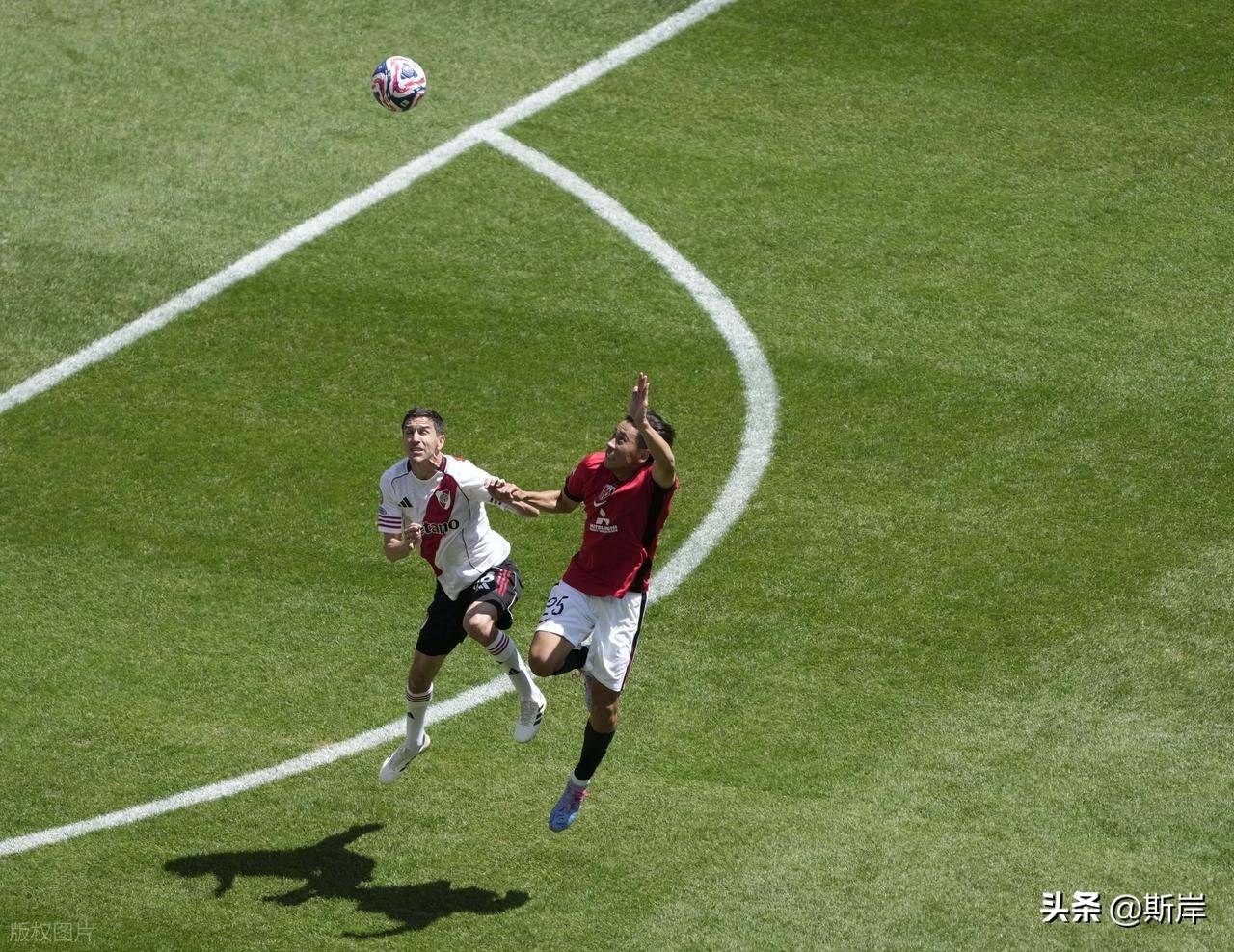 河床主帅强调团队配合，迎战欧洲劲旅的简单介绍