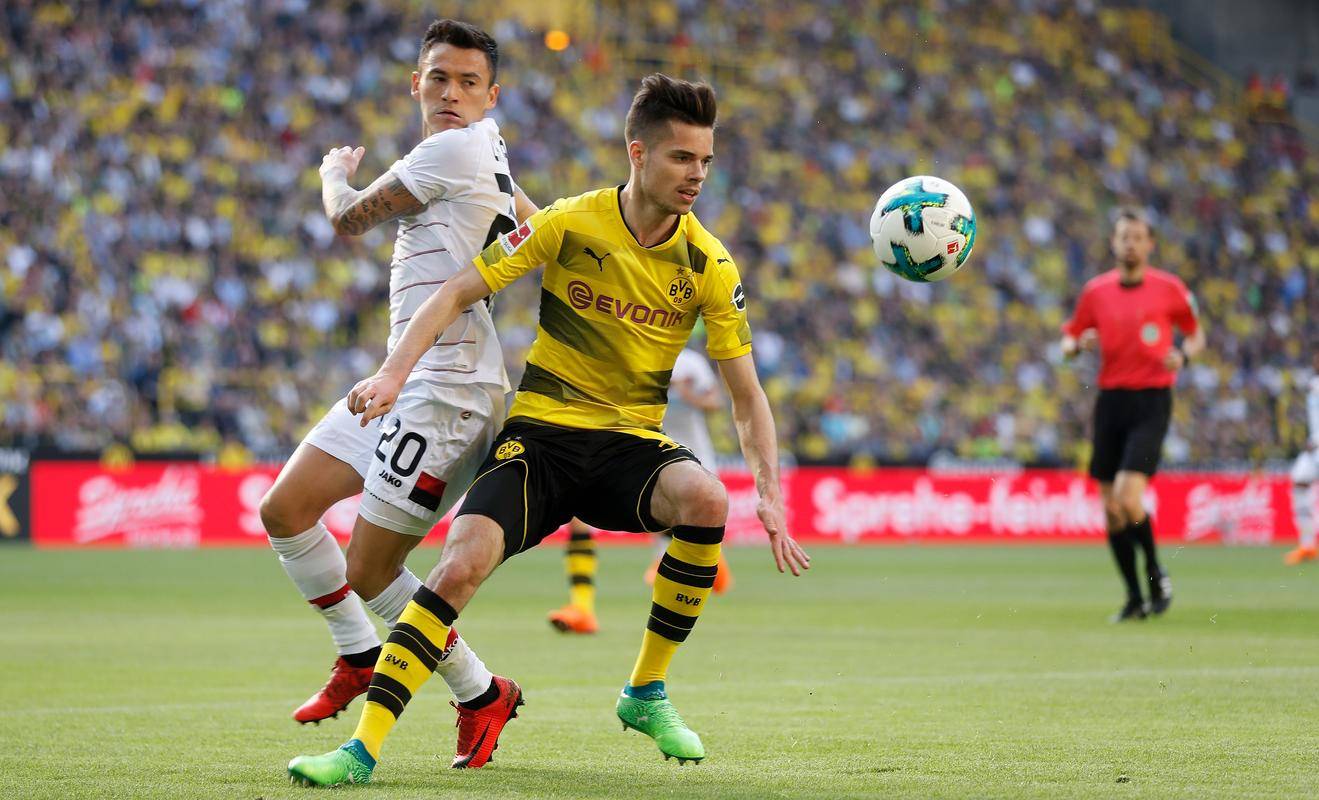 华体会官方登录入口-门兴对阵多特蒙德，德甲德比强强对话