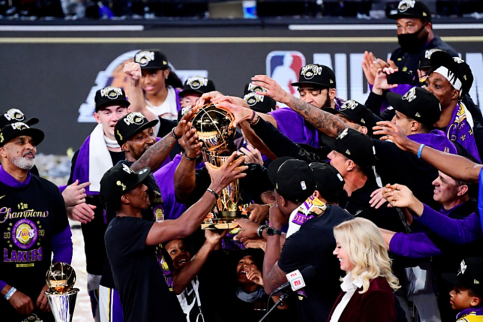 华体会直播-NBA比赛结果：快船队力克太阳队取得胜利