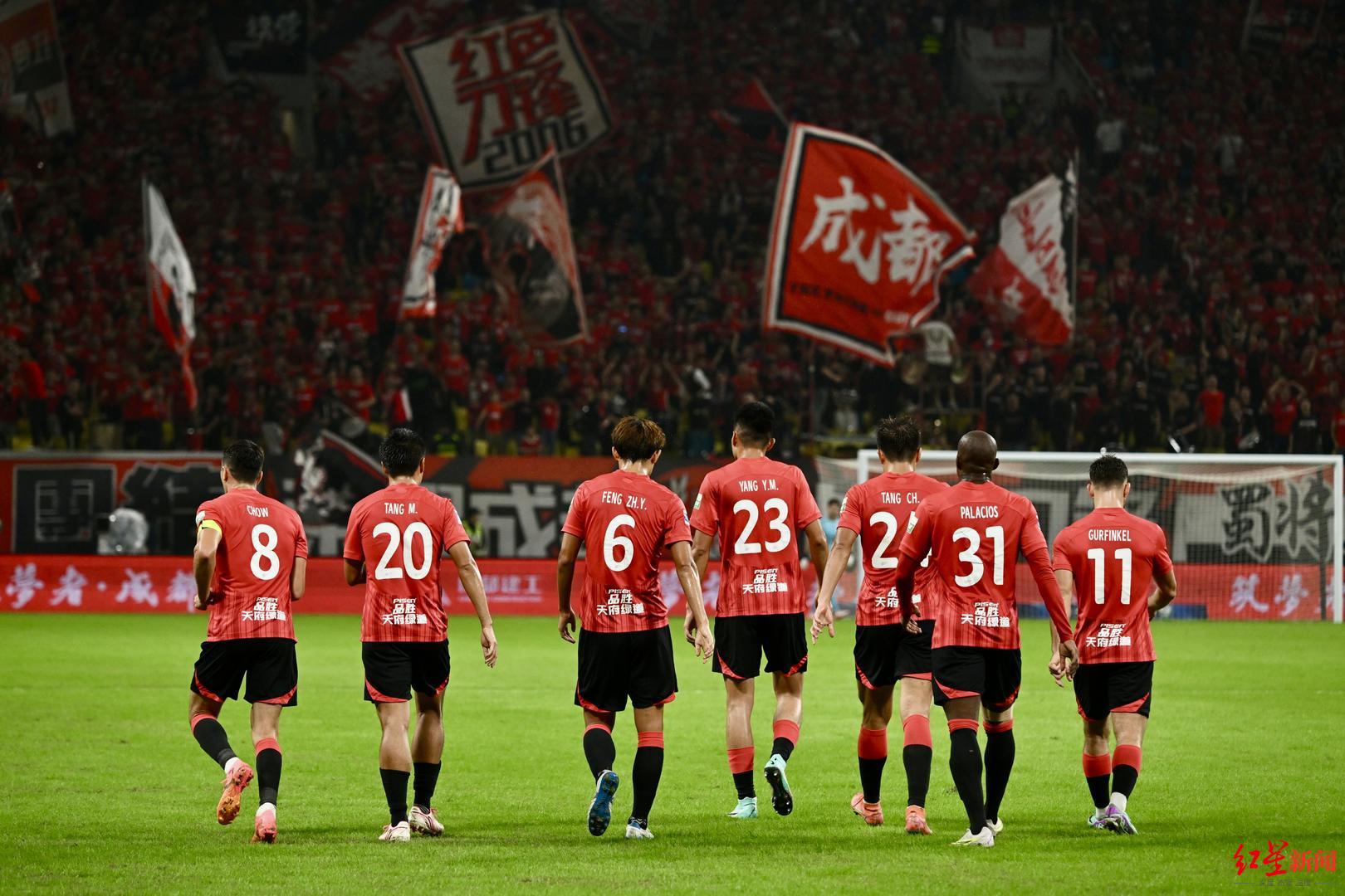 比赛中球队大比分领先对手，掌握绝对优势