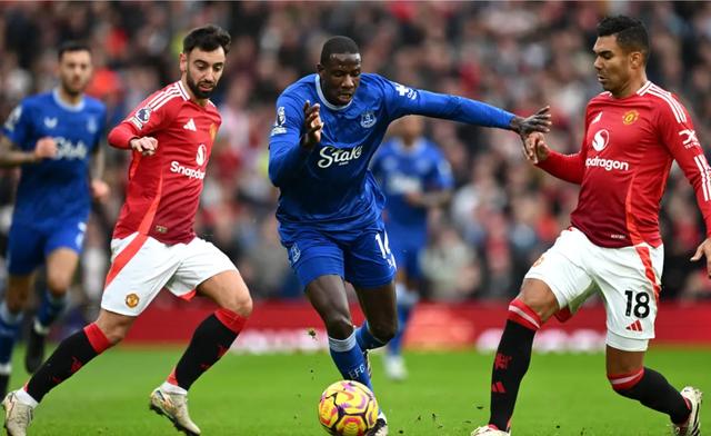 阿根廷前锋助曼联击败切尔西，稳固英超前四位置