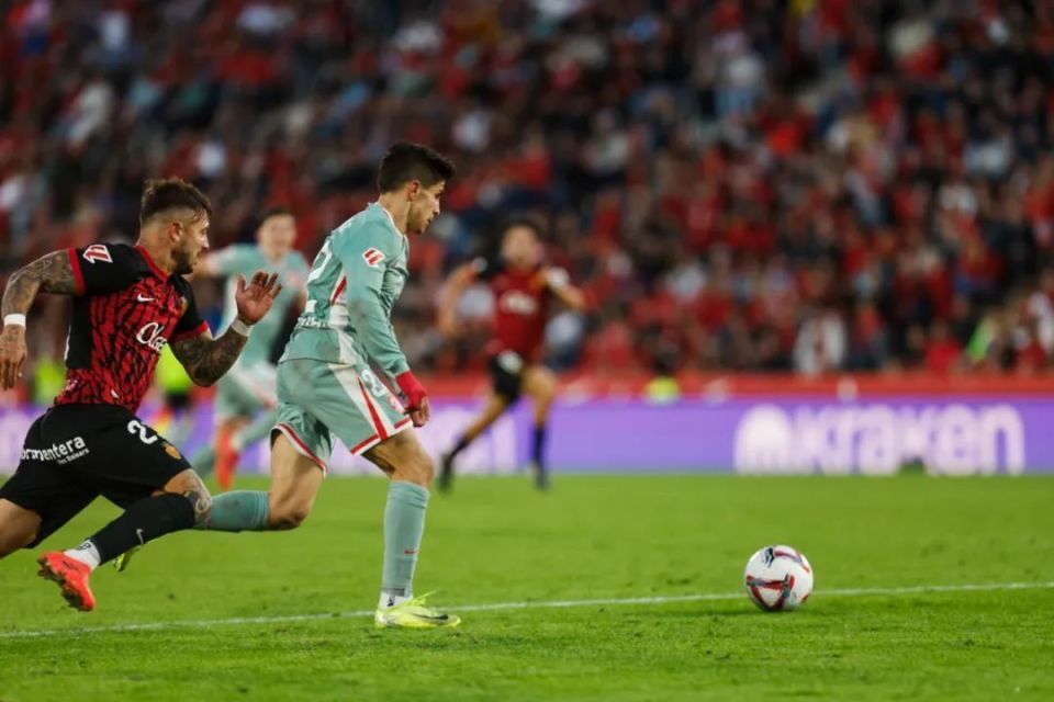 包含马竞小胜，逆袭挺入下一轮淘汰比赛的词条