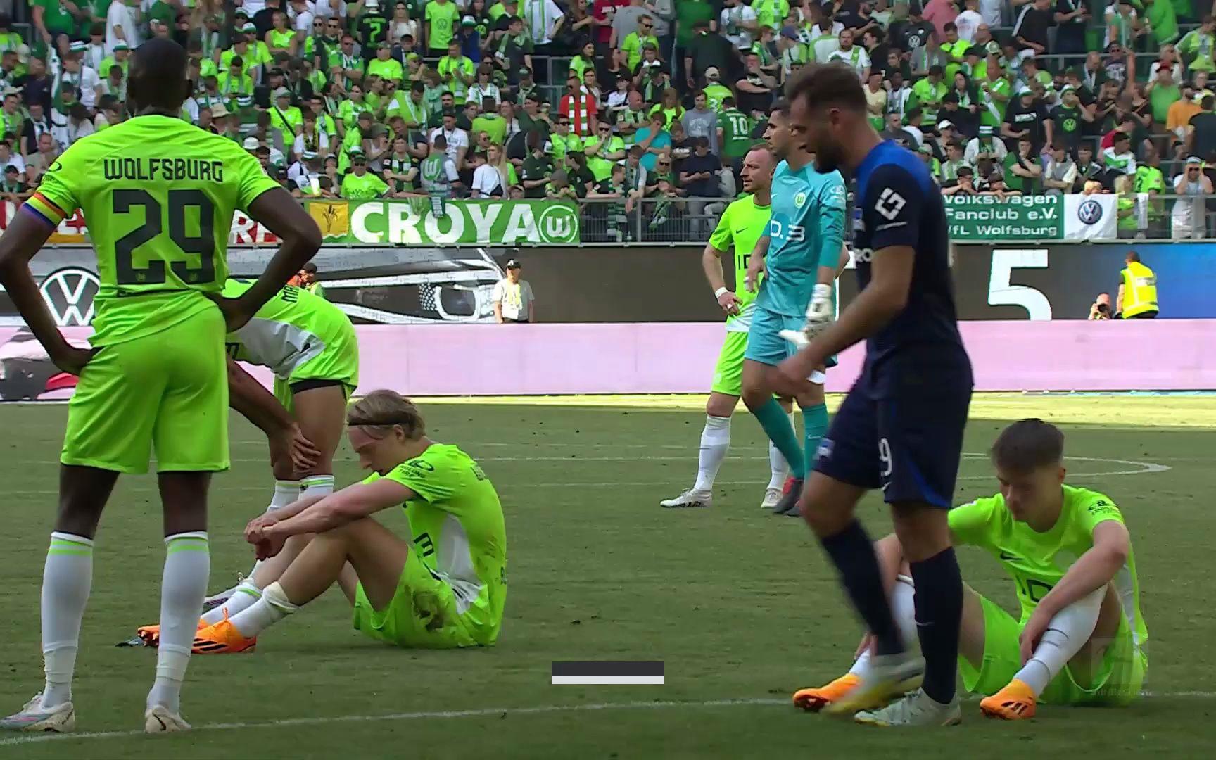 关于沃尔夫斯堡主场轻取柏林赫塔，继续领跑榜首的信息