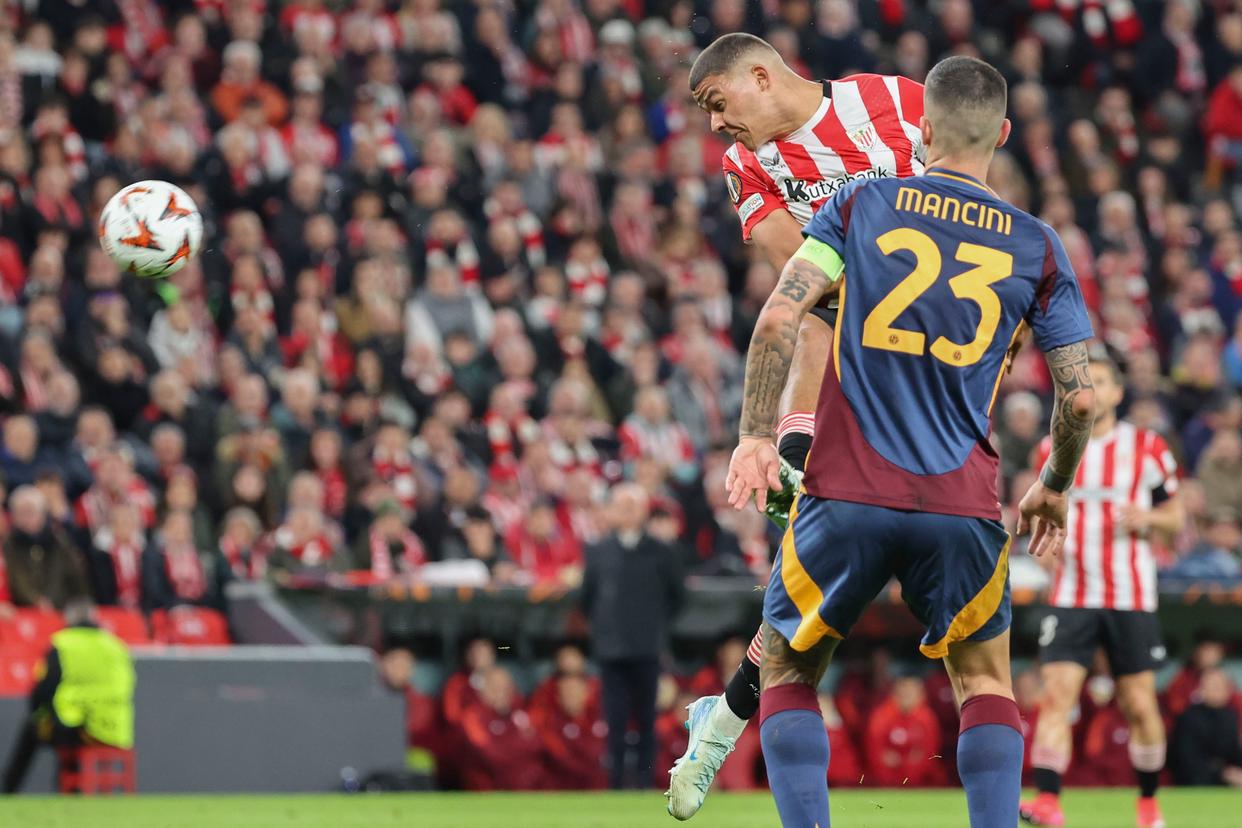 巴塞罗那4-1轻松击败毕尔巴鄂竞技，保持领先优势的简单介绍