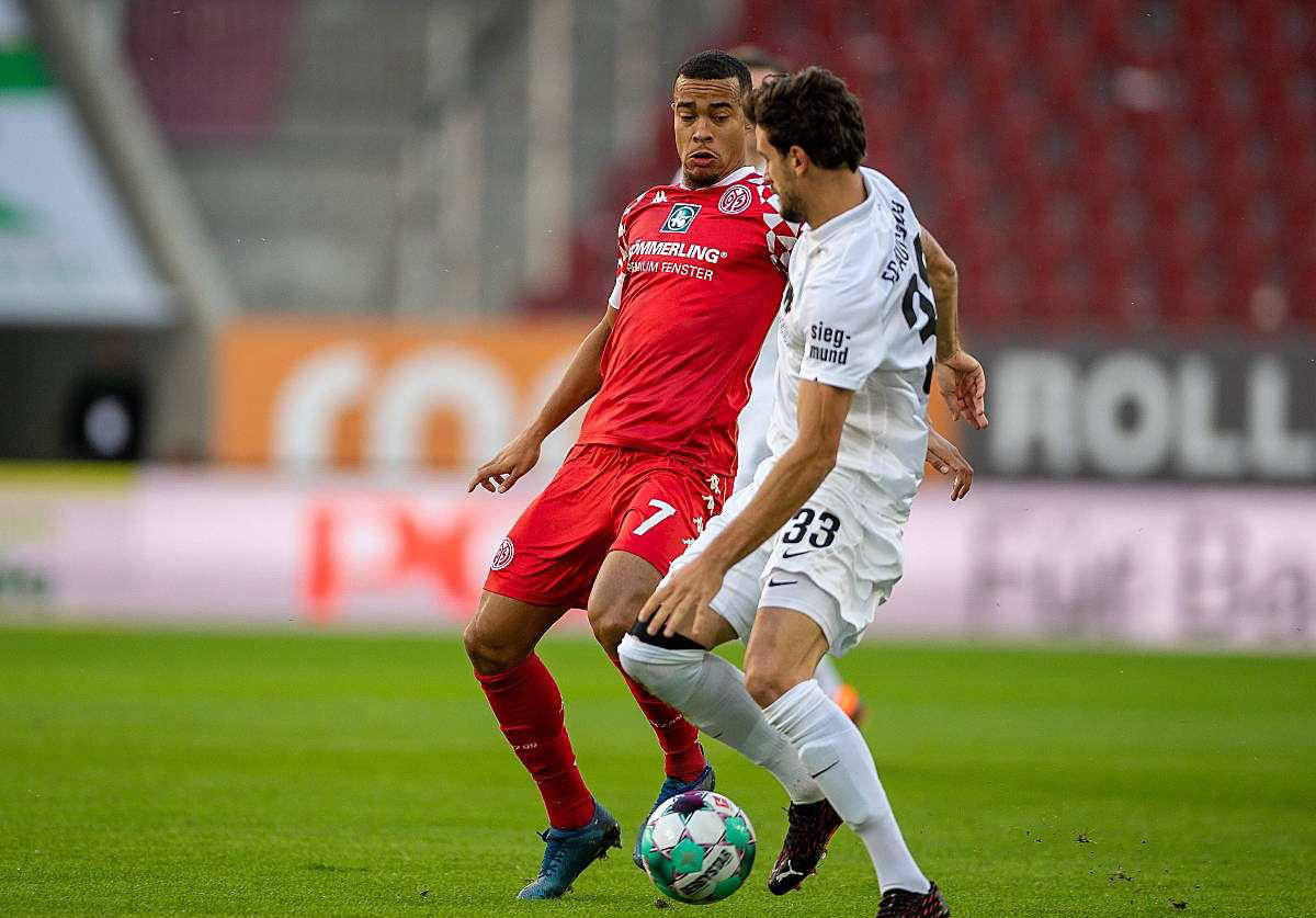 沃尔夫斯堡客场力克科隆，完成反弹！的简单介绍