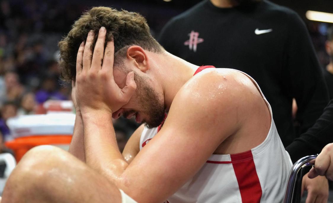 篮球运动员接连受伤，球队备战压力倍增的简单介绍