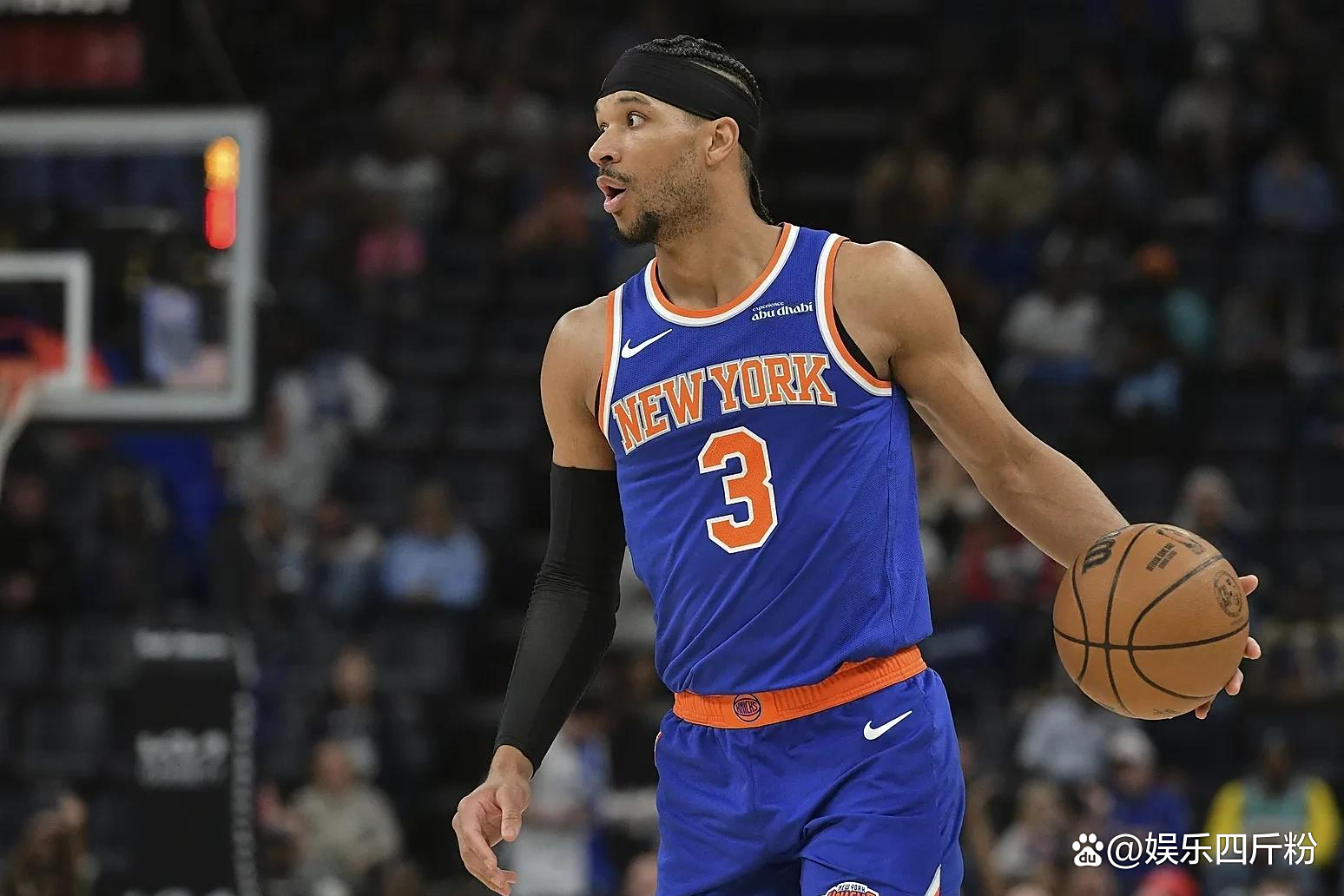 勇士赢得激烈对决，横扫尼克斯